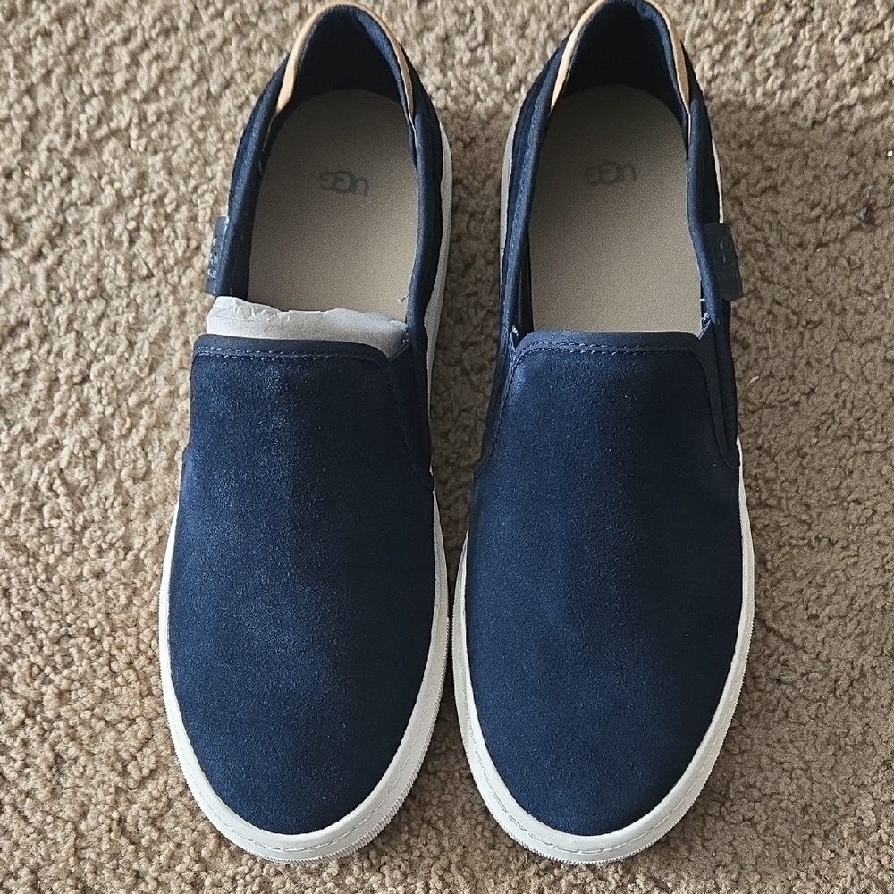 UGG Women's Navy Blue Slip-On Flats